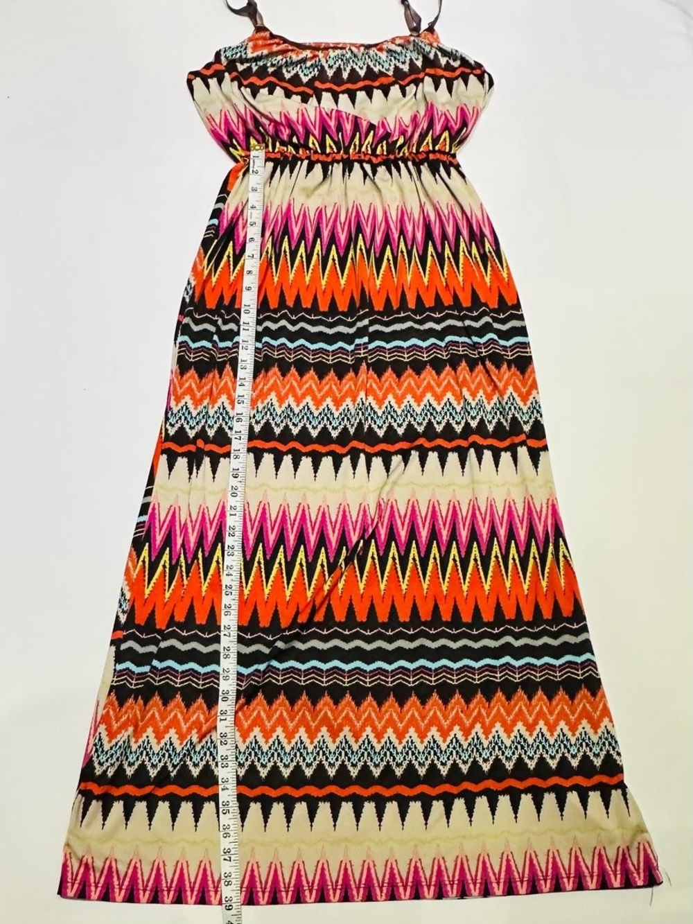 Speed Control Zigzag Chevron Maxi Dress in Pink, Orange & Black - Picture 6 of 9